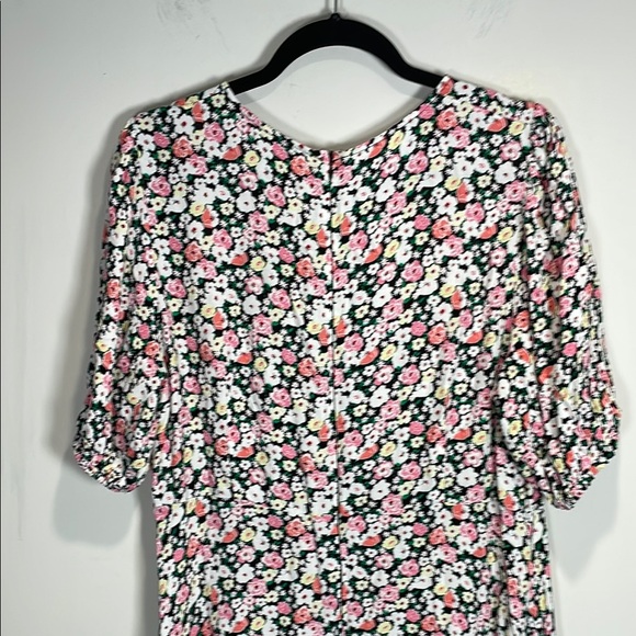 White and Pink Casual Midi Sundress with Crew Neck - Picture 7 of 10